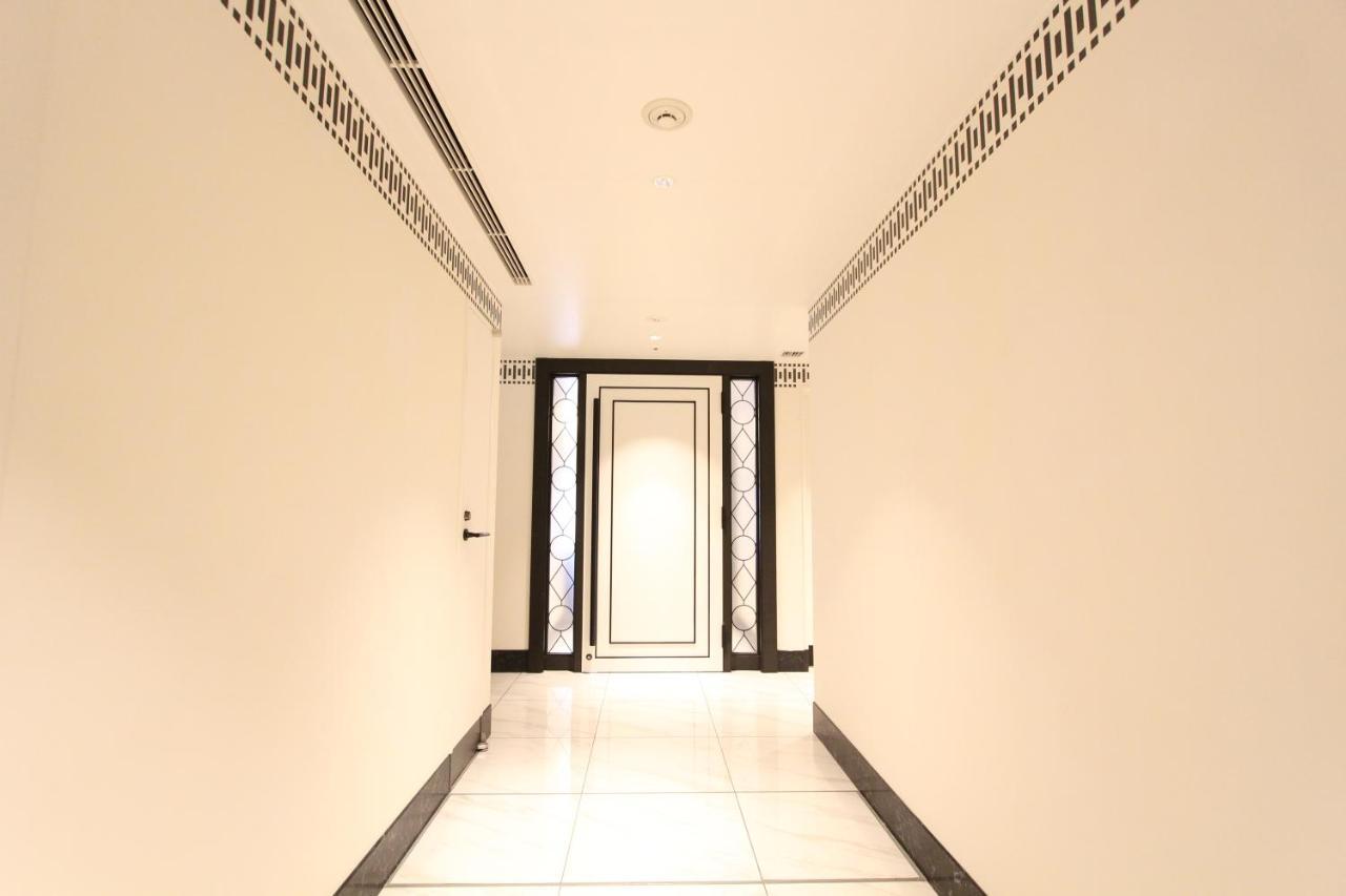 Hotel Trusty Premier Nihonbashihamacho Tokyo Bagian luar foto